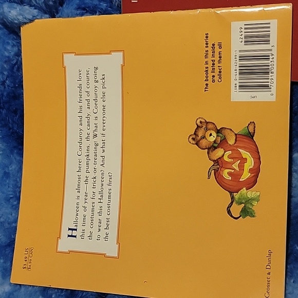 Bundle of 3 Holiday Themed Picture Books Halloween, Valentines Day, ThanksGiving - Picture 8 of 9